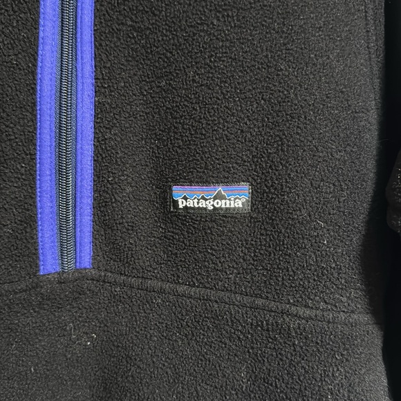 Vintage Patagonia Men’s 1/2 Zip Synchilla in Black with Purple Lining - Picture 2 of 9